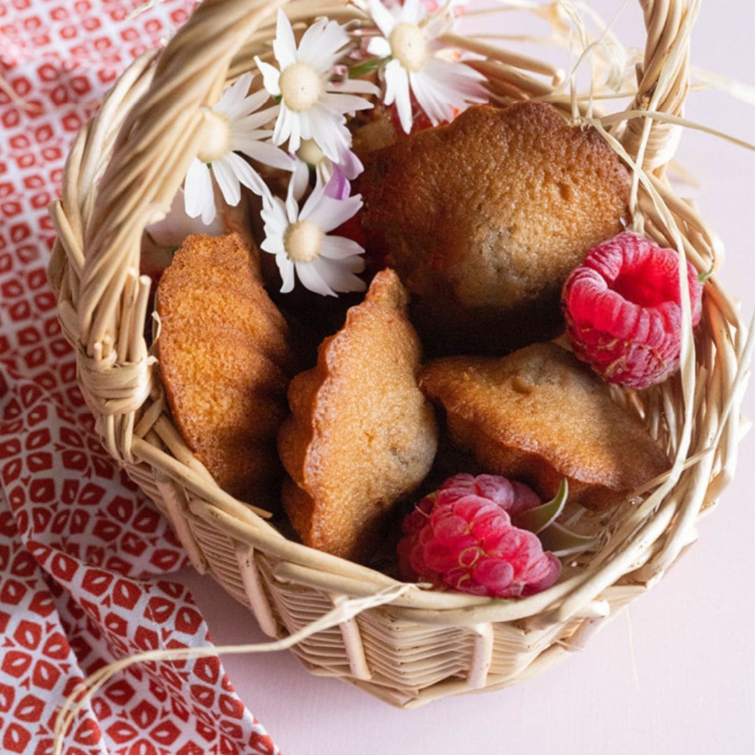 Madeleines à la Framboise dans un panier